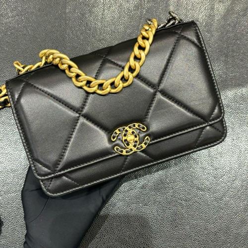 شانيل كروس مقاس 19.2cm