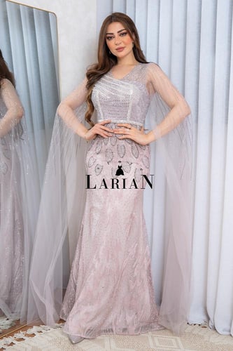 فستان سهره بأكمام طويله من التل مرصع بالفصوص - لار...