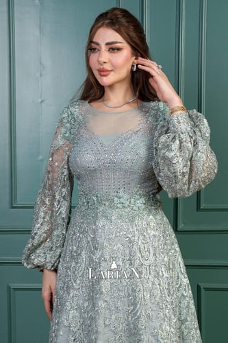 فستان دانتيل فيروزي بشجيرات كلوش راقي وفخم-لاريان...