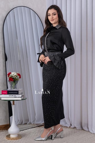 طقم اسود مطرز بفصوص - لاريان ستور