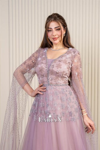 فستان سهره تل لحمي مع تطريز راقي باطلاله رائعه -لا...