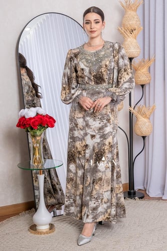 فستان مشجر بنقوش بيجيه واكسسوار انيق - لاريان ستور