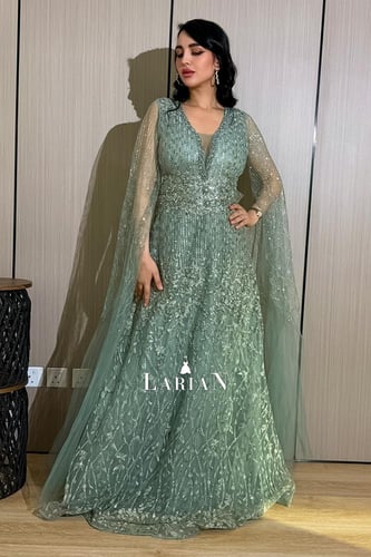 فستان سهره باكمام طويله بلمسه ساحره - لاريان ستور