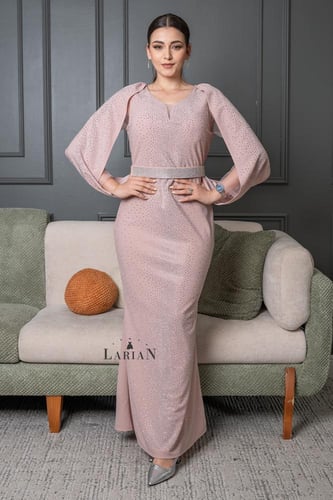 فستان طويل بفصوص وحزام - لاريان ستور