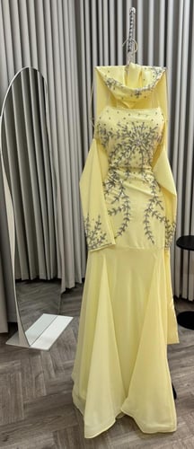 فستان باربي مع شيفون ليمون