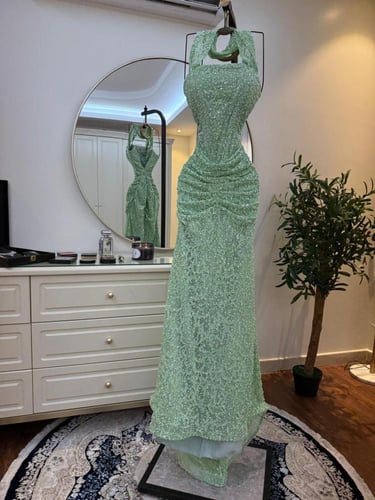 فستان دانتيل سهره بتطريز خرز