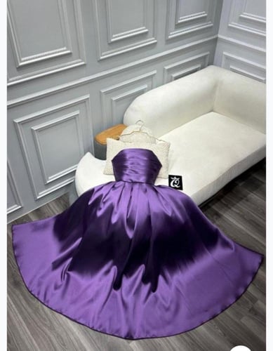 فستان سن محير موف