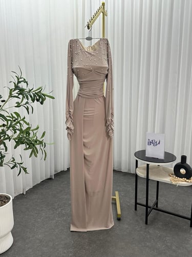 فساتين بيزو استرتش