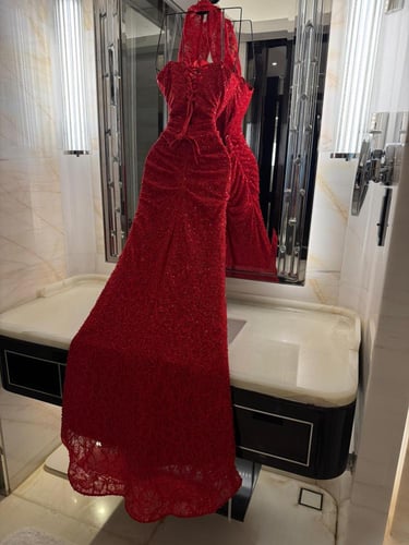 فستان دانتيل سهره بتطريز خرز