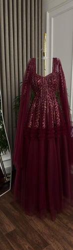 فستان عودي ام العروس