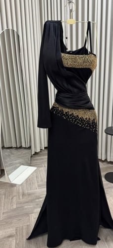 فستان لكرا كريب