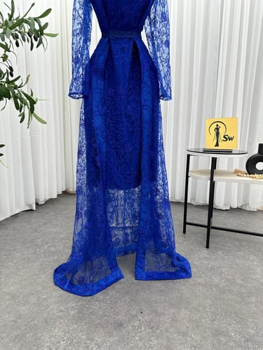 فستان كحلي شك