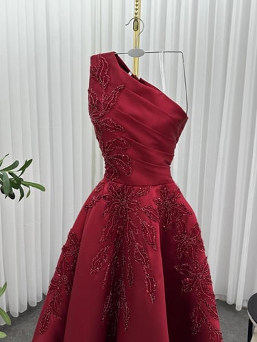 فساتين ميكادو