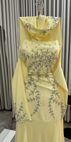 فستان باربي مع شيفون ليمون