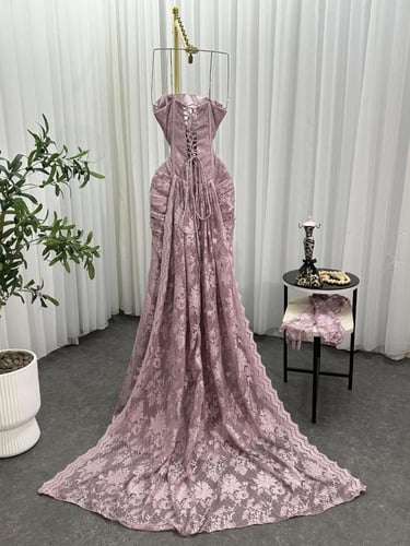 فستان دانتيل لمعه مطرز