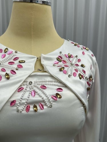 فساتين ناعمه ساتره