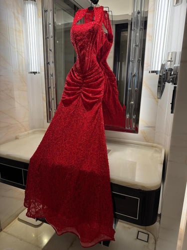 فستان دانتيل سهره بتطريز خرز