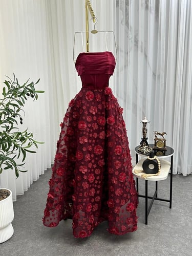 فستان تفته كريب مع تل و ورد