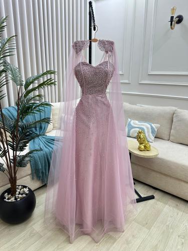 فساتين تل اصلي درجه اولى بتطريز راقي كريستال