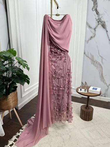 فساتين شك مورد شال جورجيت