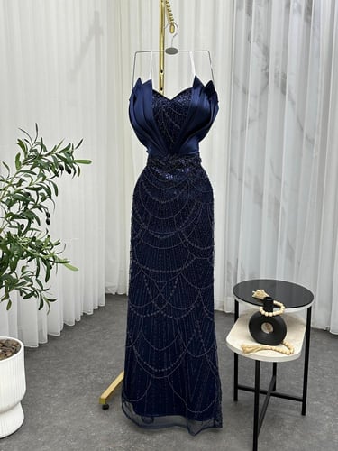 فساتين سهره تل مطرز