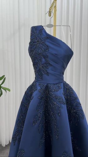 فساتين ميكادو