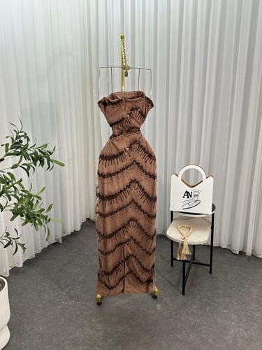 فستان تل تطريز خرز