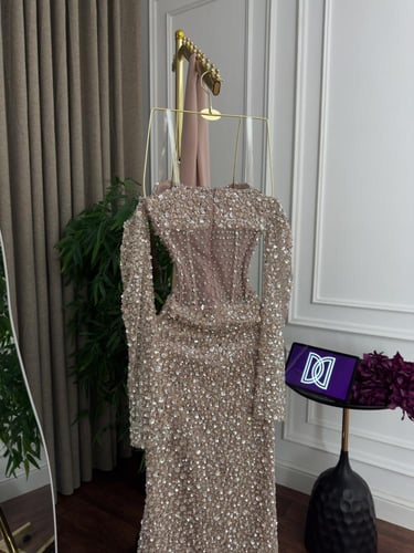 فستان سهره شك