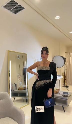 فستان لكرا كريب