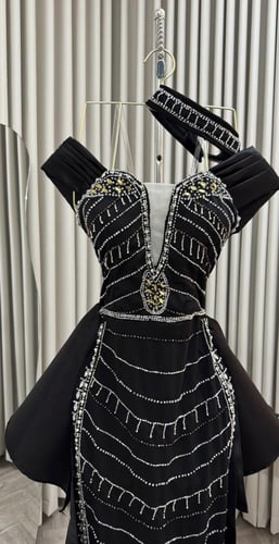 فستان لكرا كريب