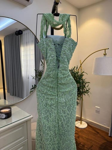 فستان دانتيل سهره بتطريز خرز