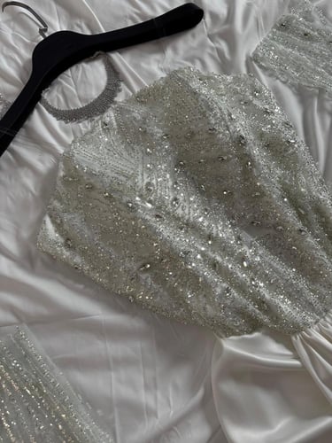 فستان سهره صدر مع كرستال ابيض