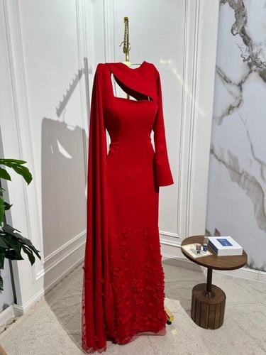 فساتين باربي تل مورد احمر