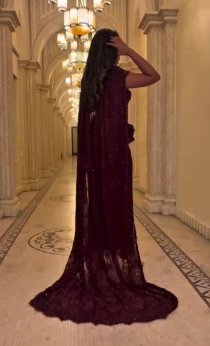 فستان دانتيل