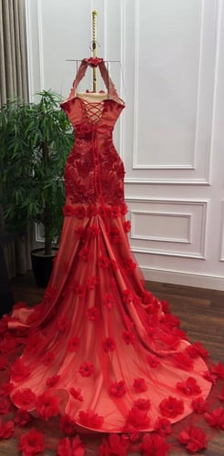 فستان دانتيل