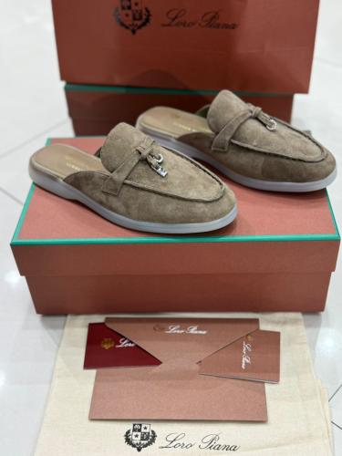 حذاء Loro Piana