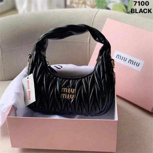 شنطة ميوميو MiuMiu