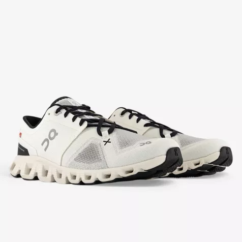 حذاء On Cloud X 3