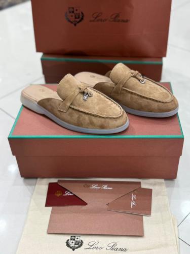 حذاء Loro Piana