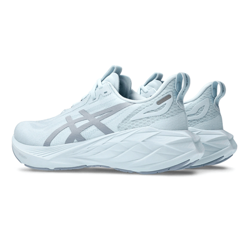 حذاء ASICS Novablast 4