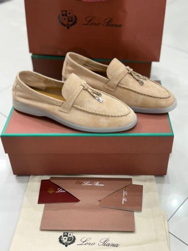 حذاء Loro Piana