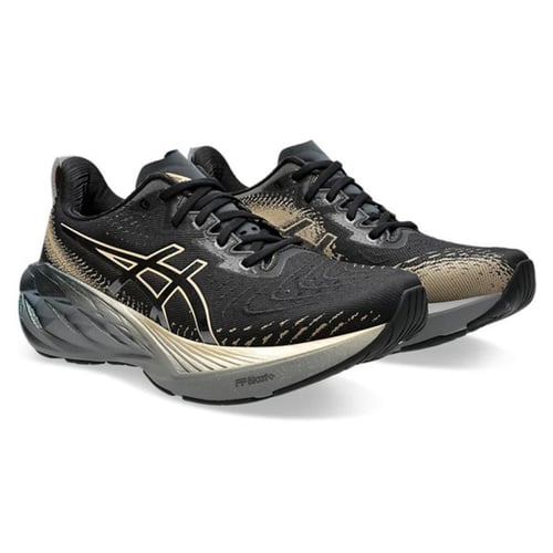حذاء ASICS Novablast 4