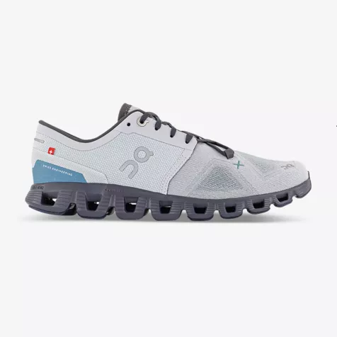 حذاء On Cloud X 3