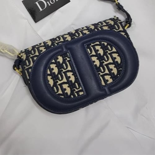 شنطة ديور سي دي سينيشر