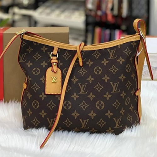 شنطة لويس فيتون Louis Vuitton