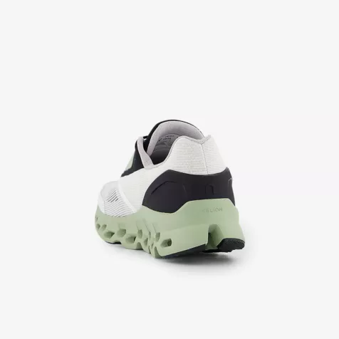 حذاء On Running Cloudstratus