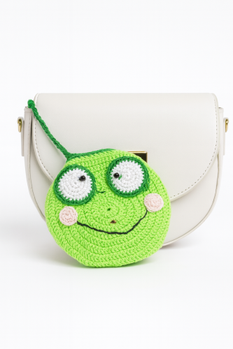 حملي قنينتك بأناقة، واغلقيها بابتسامة