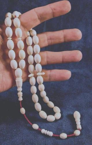 سبحة عظم جمل بيض حمام مع تمليكة