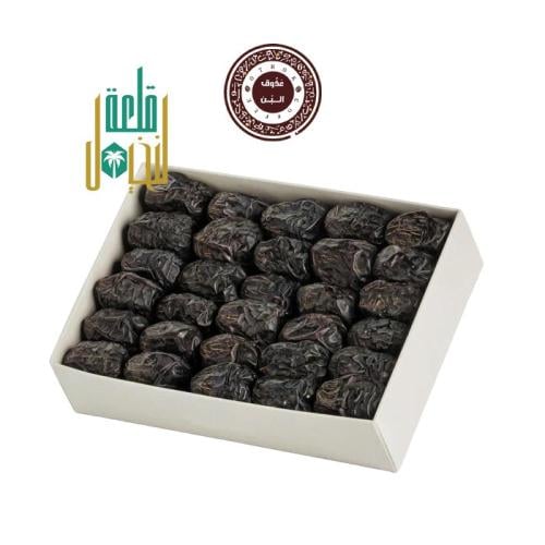 تمر عجوه قلعة النخيل