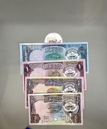 طقم 4 قطع الاصدار الثالث عملة الكويت K3-7